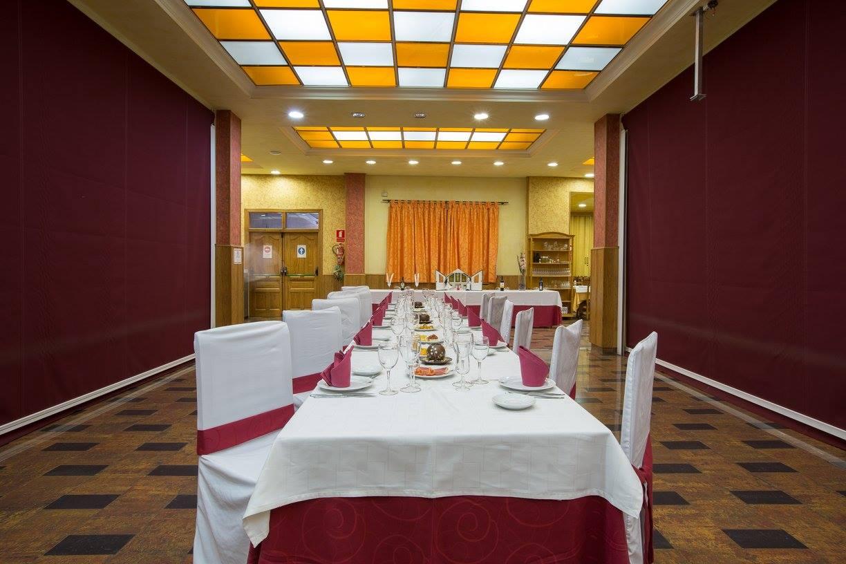 Hotel Los Chiles Villanueva Del Arzobispo Zewnętrze zdjęcie