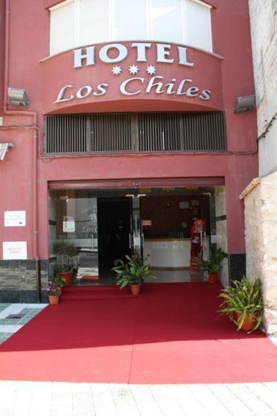 Hotel Los Chiles Villanueva Del Arzobispo Zewnętrze zdjęcie