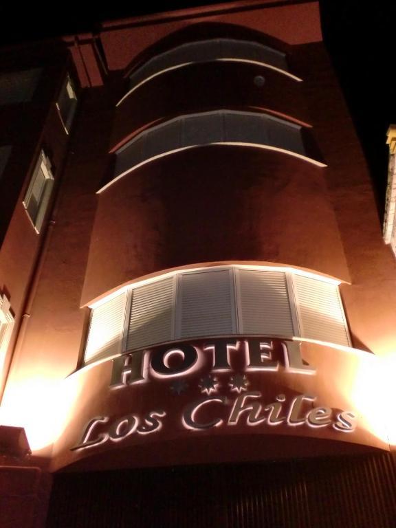 Hotel Los Chiles Villanueva Del Arzobispo Zewnętrze zdjęcie